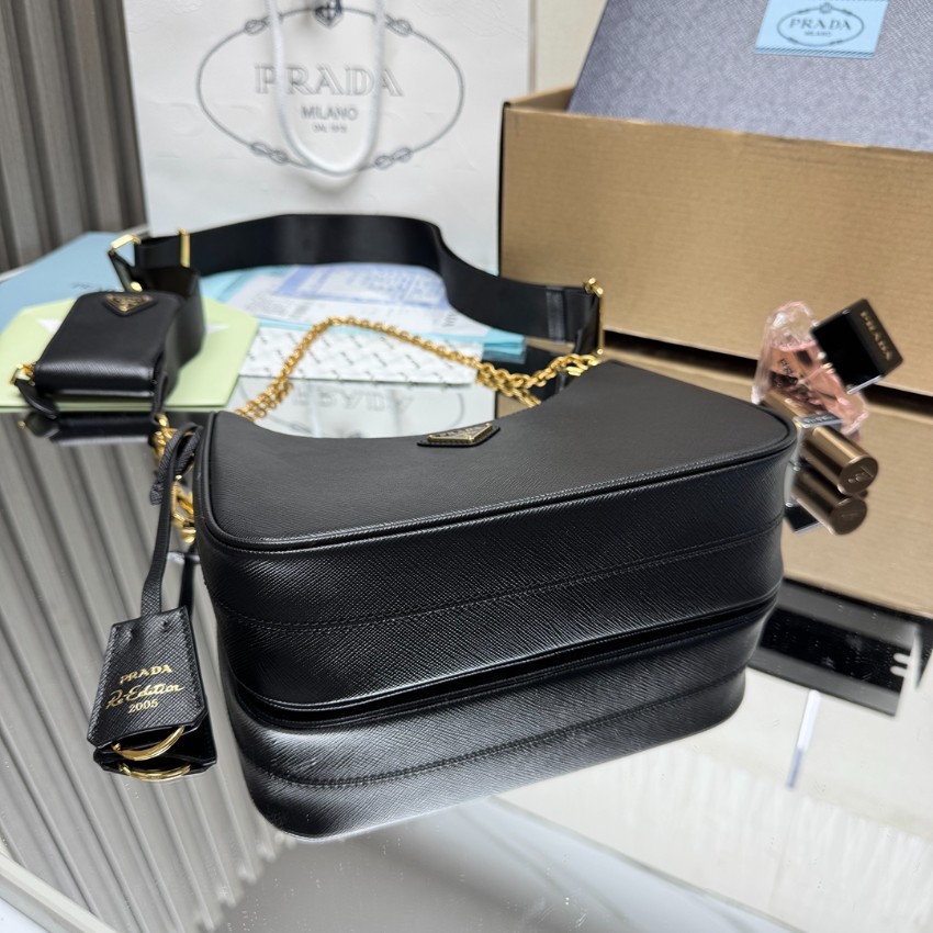 プラダ n級品 リエディション2005 ショルダーバッグ ブラック ゴールドチェーン ポーチ付き 上品な2WAY仕様 1BH204_7
