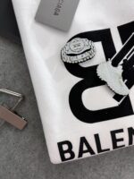 バレンシアガ(balenciaga)アウトレット 店舗海外通販メンズパーカー