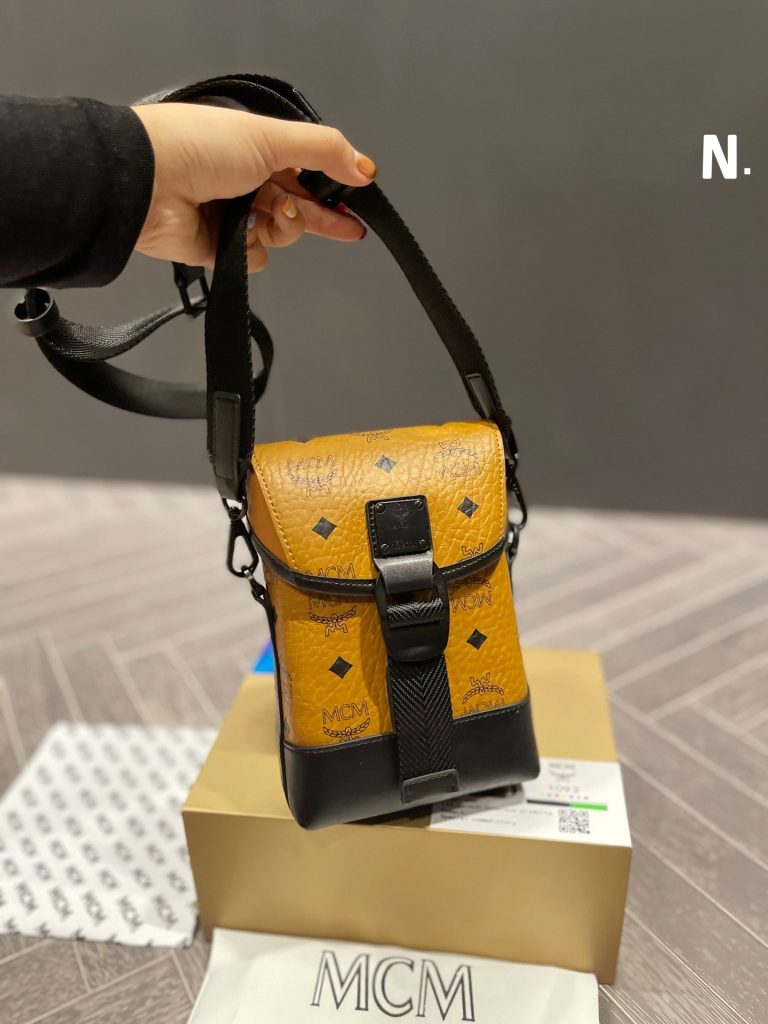 MCM(エム シー エム)Original 格安アウトレット人気 レディースショルダーバッグ