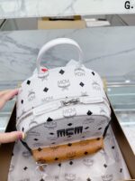 限定MCM(エム シー エム)アウトレット レディースリュック 地雷