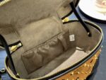 MCM(エム シー エム)安く 買うコスメティックバッグ