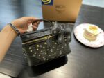 MCM(エム シー エム)安く 買うコスメティックバッグ