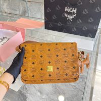 MCM(エム シー エム)アウトレット男女兼用ショルダーバッグ