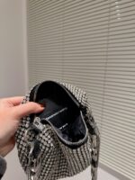 入手困難激安新品Alexander wangウィメンズショルダーバッグラブリー