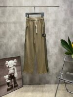 入手困難Stone Islandオンライン販売カジュアルパンツ