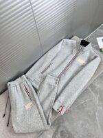 秋冬新作thom browne（トム ブラウン）アウトレット商品メンズパーカーセット
