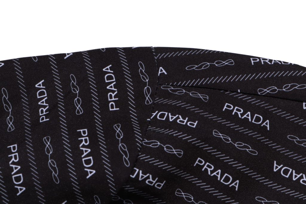  PRADA(プラダ )コピーしゃれ ジャンパー スカジャン ブルゾ