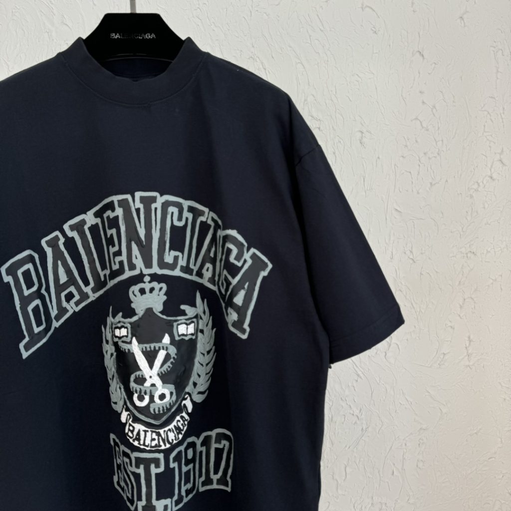 BALENCIAGA(バレンシアガ)コピープリント半袖Tシャツ