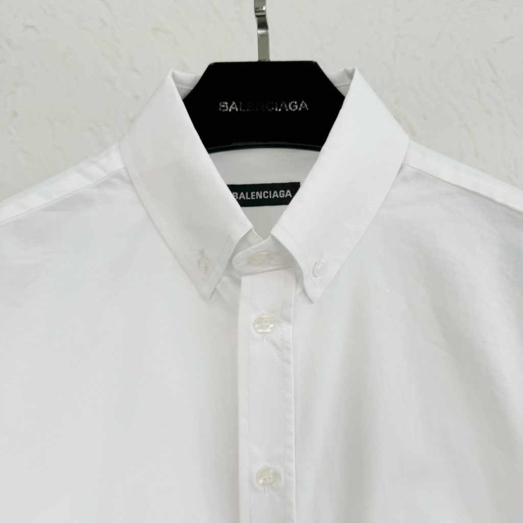 BALENCIAGA(バレンシアガ)コピープリント長袖tシャツ