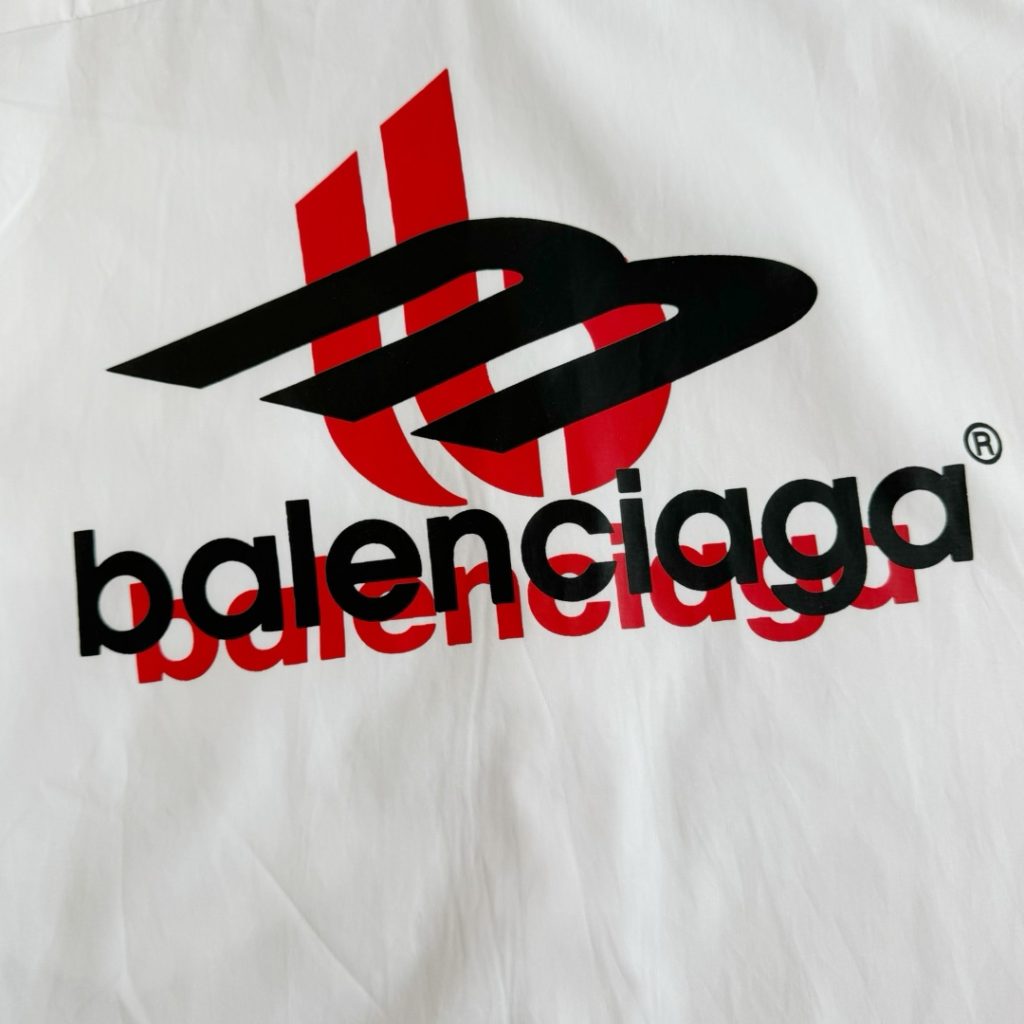 BALENCIAGA(バレンシアガ)コピープリント長袖tシャツ