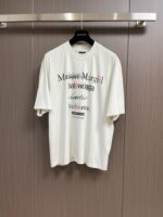 BALENCIAGA(バレンシアガ)アルファベットですグラフィティ半袖Tシャツ