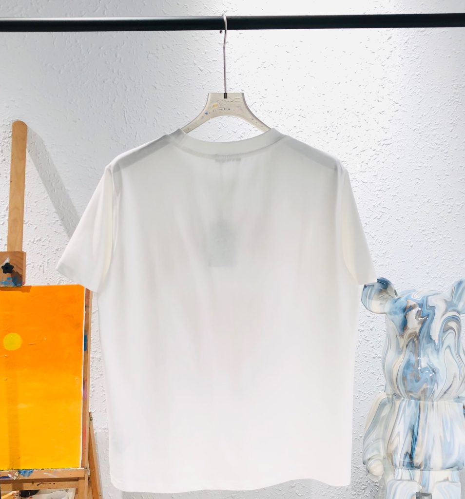 BALENCIAGA(バレンシアガ）偽物2024新作プリント半袖Tシャツ