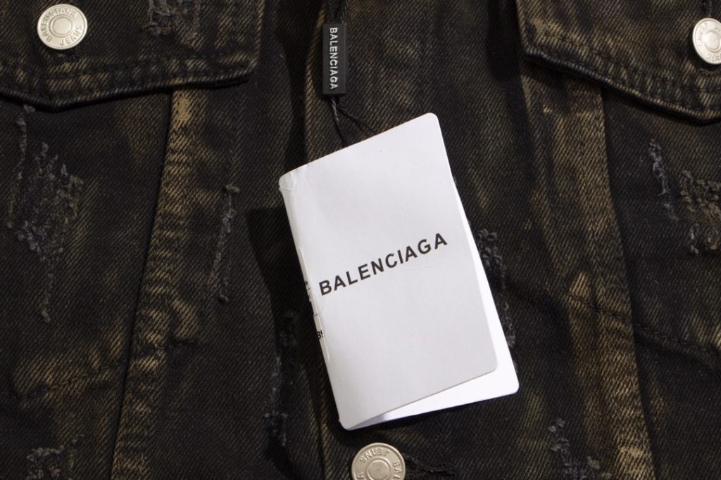 BALENCIAGA(バレンシアガ)コピー2024新作ファッションデニムジャケット