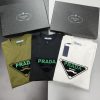 PRADA (プラ ダ)コピーファッションアルファベットプリント半袖Tシャツ