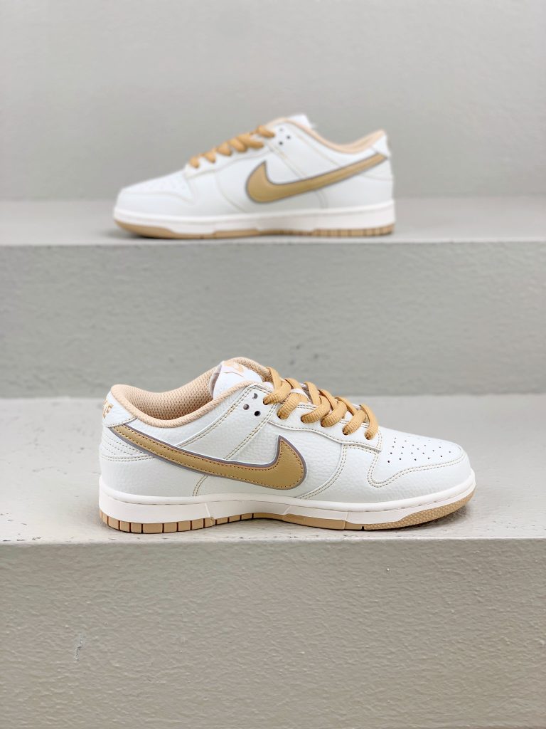 Supreme（シュプリーム） x Nike By You SB Dunk Low Retro SP クリエイティブなカラーマッチングスニーカーn級品