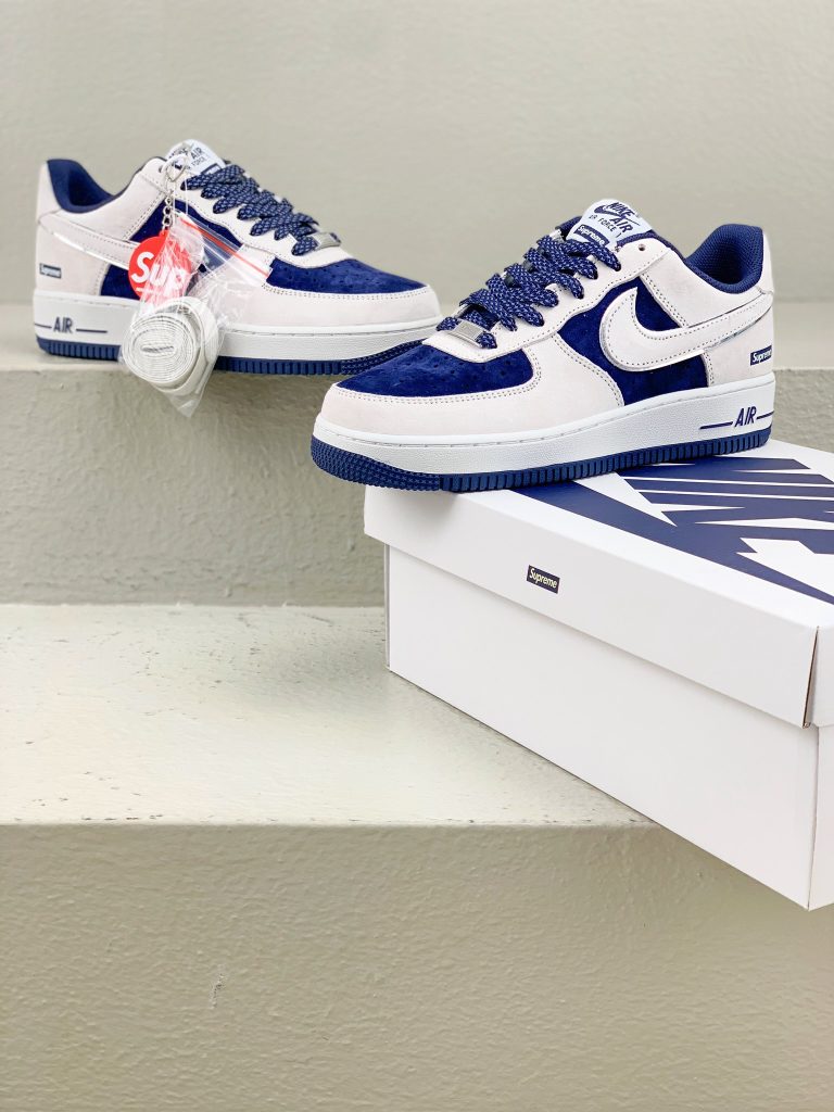 Supreme x Nike Air Force 1 07 Lowコラボ ロートップスニーカー