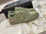 Supreme x Nike SB Dunk Low Retro コラボロートップスポーツシューズグリーン
