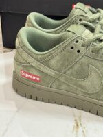 Supreme x Nike SB Dunk Low Retro コラボロートップスポーツシューズグリーン