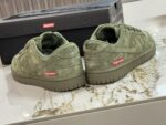 Supreme x Nike SB Dunk Low Retro コラボロートップスポーツシューズグリーン