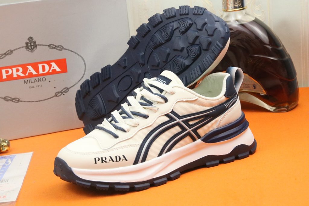 PRADA (プラ ダ)2024新作輸入牛革ロートップスポーツシューズn級品