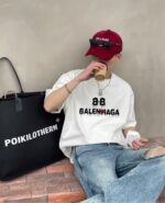 【デザイン】シンプルのラインとクラシッククルーネックのデザインを採用して、何にでもコーディネートやすい1着となっております。tシャツは着心地も抜群で、シンプルなデザインのこれからの時期に最適です。