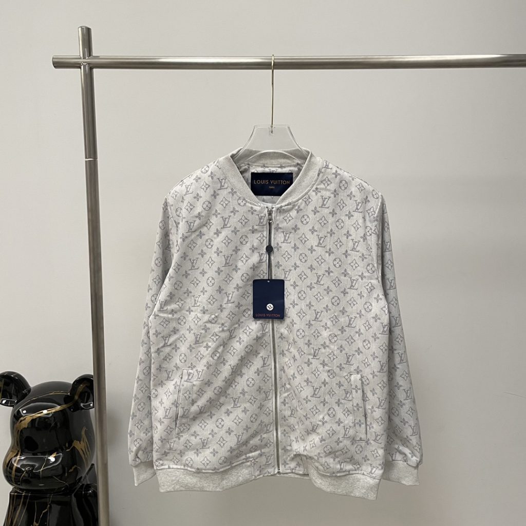 LOUIS VUITTON(ルイヴィトン)2024新作プリントデニムジャケット スーパーコピー