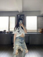LOUIS VUITTON(ルイヴィトン) 2024新作アルファベット プリント カップルモデル半袖Tシャツコピー
