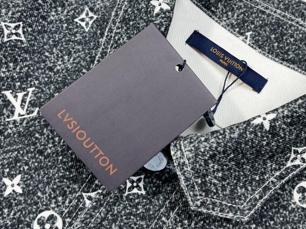 LOUIS VUITTON(ルイヴィトン)2024新作星空のグラデーションカラーデニムジャケットn級品