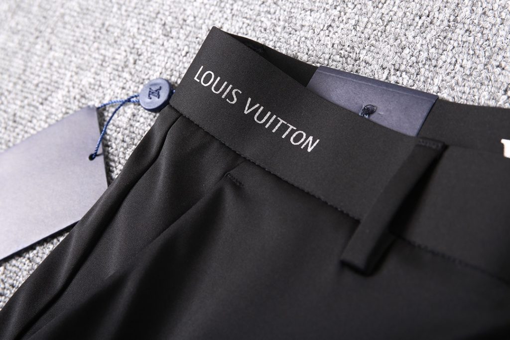 LOUIS VUITTON(ルイヴィトン)2024春夏新作メンズ ビジネスカジュアルパンツn級品
