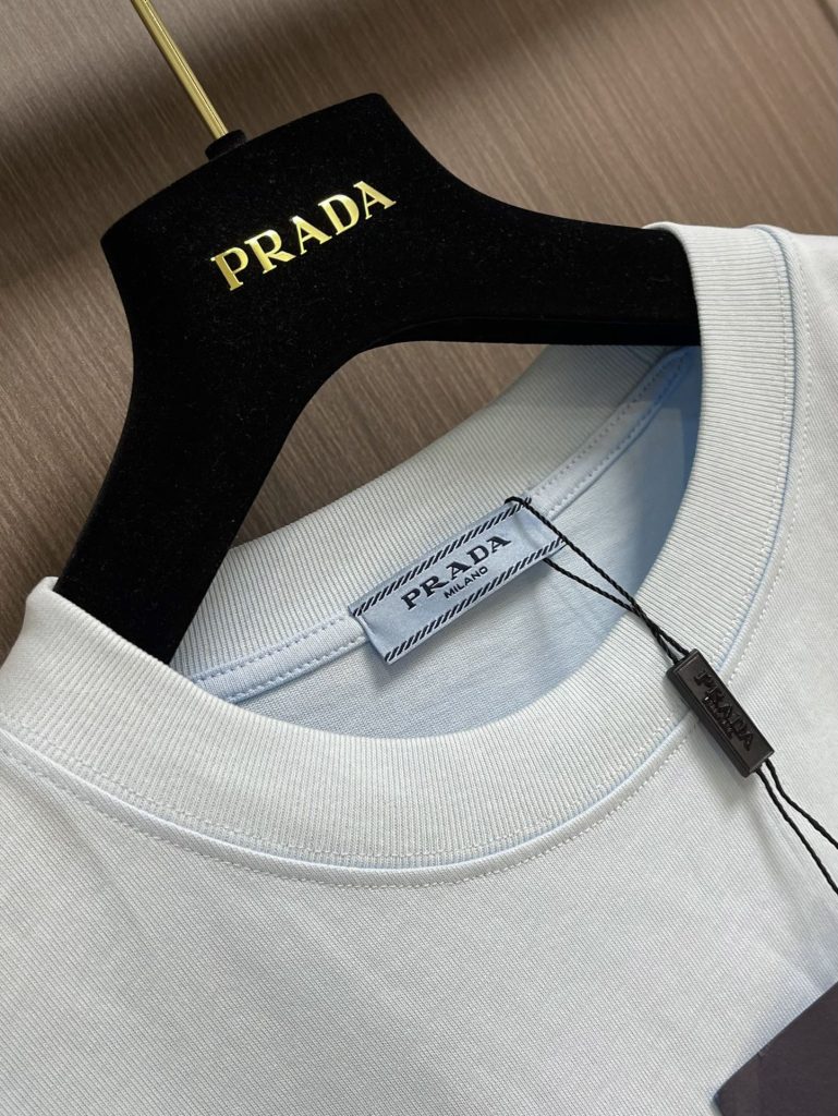 PRADA(プラダ )プリントロゴ男女兼用ラウンドネック半袖スーパーコピー