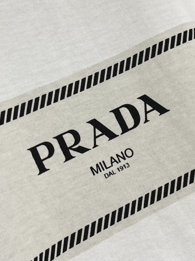 PRADA(プラダ )プリントロゴ男女兼用ラウンドネック半袖スーパーコピー