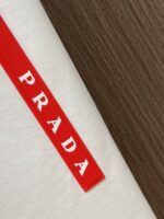 PRADA(プラダ )プリントロゴ男女兼用ラウンドネック半袖スーパーコピー