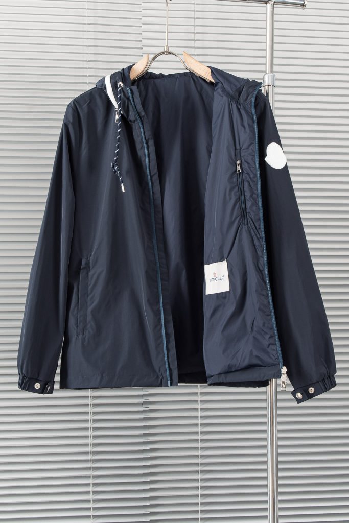 MONCLER(モンクレール)2024春夏新作偽物防水フード付きジャケット激安通販