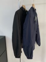 MONCLER(モンクレール)春新作刺繍ロゴロゴメタルバックルフード付きカジュアルジャケットコピー