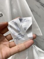 LOUIS VUITTON(ルイヴィトン)2024春夏新作胸刺繍ラウンドネック半袖男女兼用 コピー