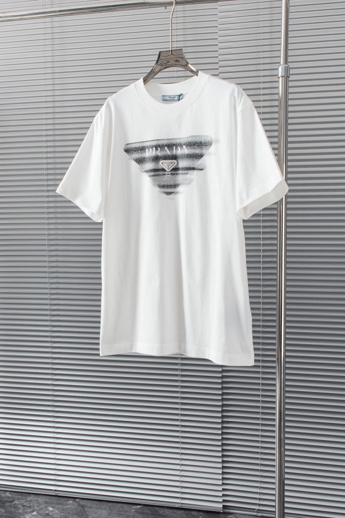 PRADA(プラダ )2024春偽物ラウンドネック半袖Tシャツ 男女兼用激安通販