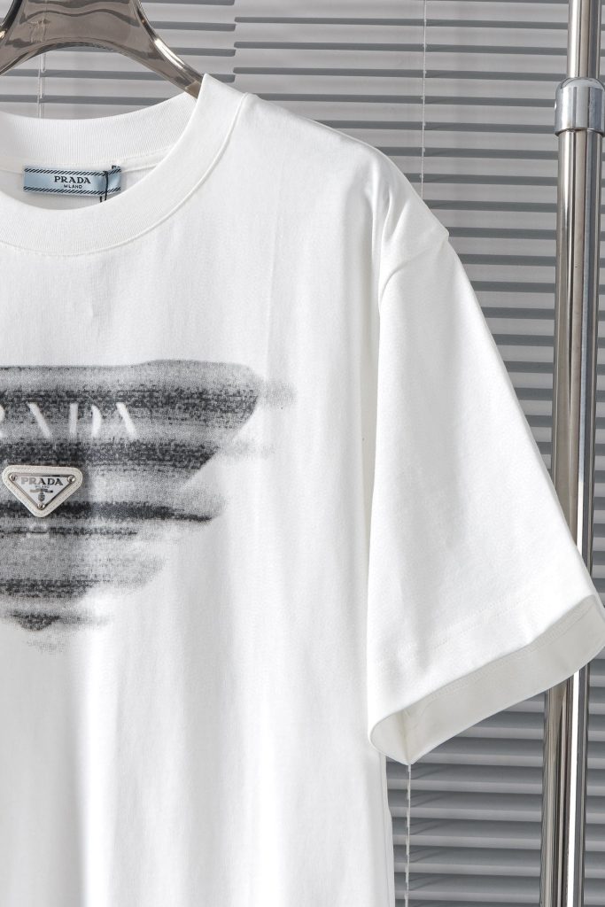 PRADA(プラダ )2024春偽物ラウンドネック半袖Tシャツ 男女兼用激安通販
