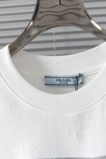 PRADA(プラダ )2024春偽物ラウンドネック半袖Tシャツ 男女兼用激安通販