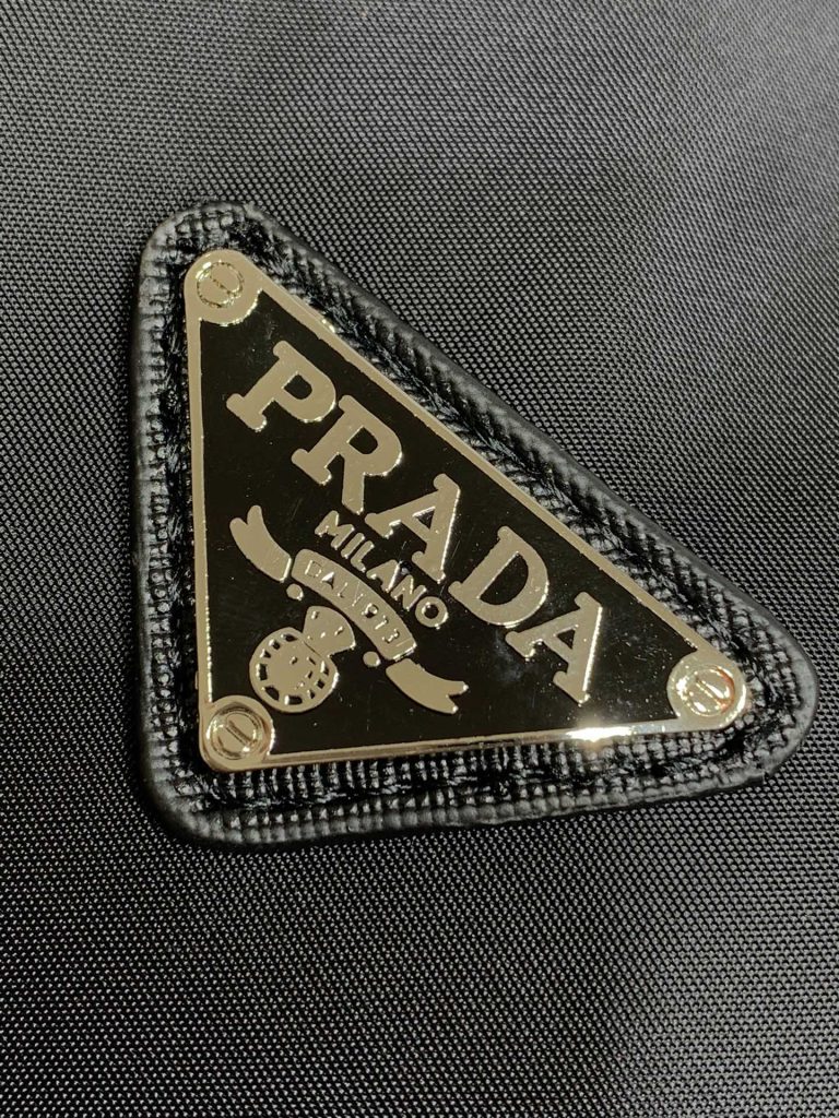 PRADA(プラダ )インポートナイロンショルダークロスボディハンドバッグn級品