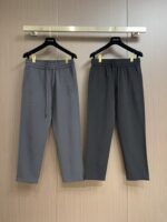 PRADA(プラダ)2024偽物三角マーク ロゲカジュアルスウェットパンツ激安通販