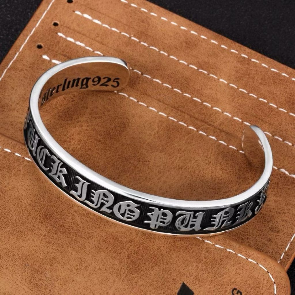 Chrome Hearts（クロムハーツ）芸能人 n級品  開口調節クラシックな梵字ブレスレット