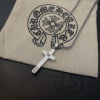 Chrome Hearts（クロムハーツ）芸能人 十字架ペンダント蛇骨ネックレス 激安通販