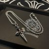 Chrome Hearts（クロムハーツ） n級品 クラシック蛇骨ネックレス宝剣ペンダントネックレス