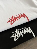 STUSSY(ステューシー)2024新作 コピー 芸能人 落書き写真プリント半袖Tシャツ