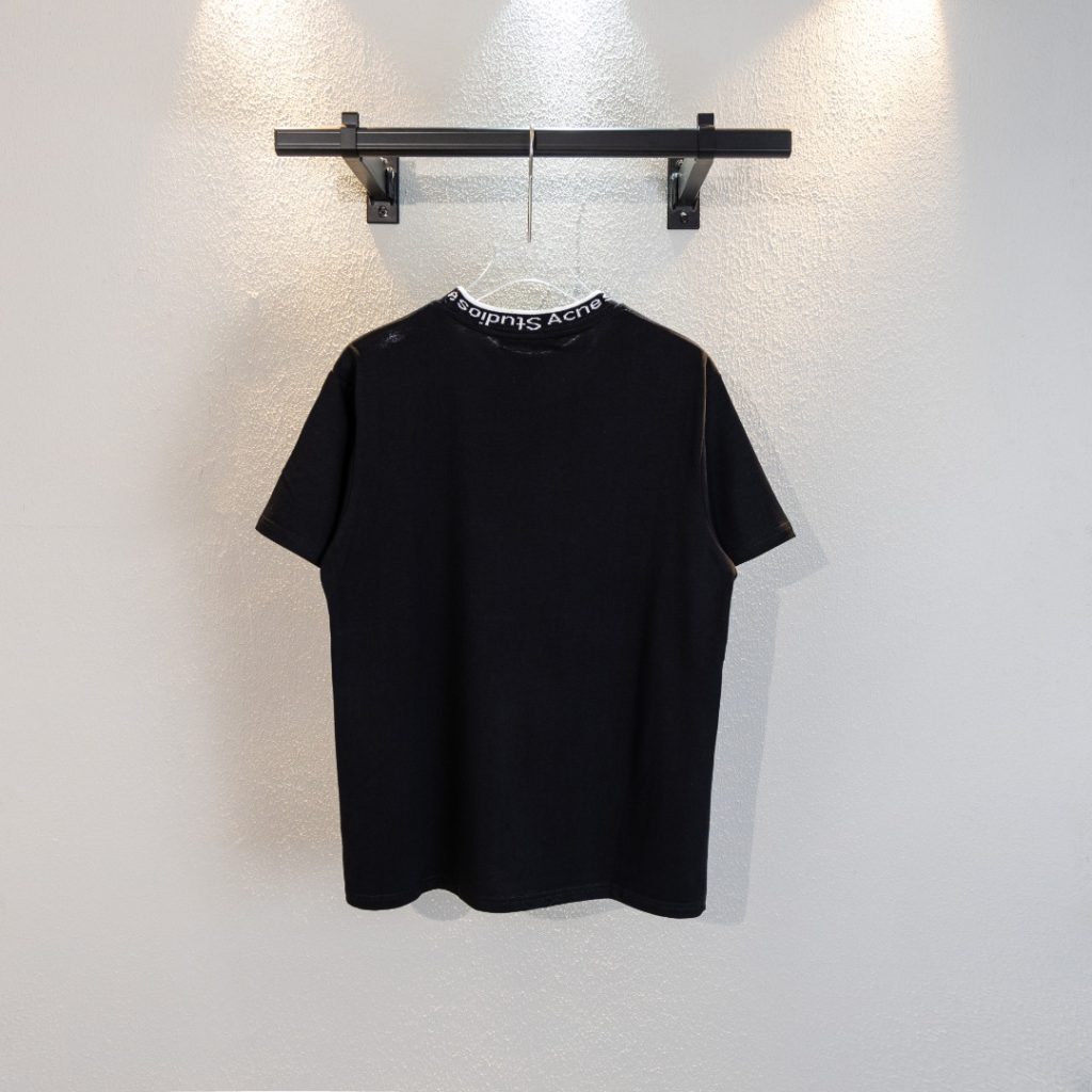 Acne Studios(アクネ ストゥディオズ)偽物バカ売れ商品中ハイネック定番はアルファベット半袖の綿１００％の重さの２８０グラムを刺繍する激安通販