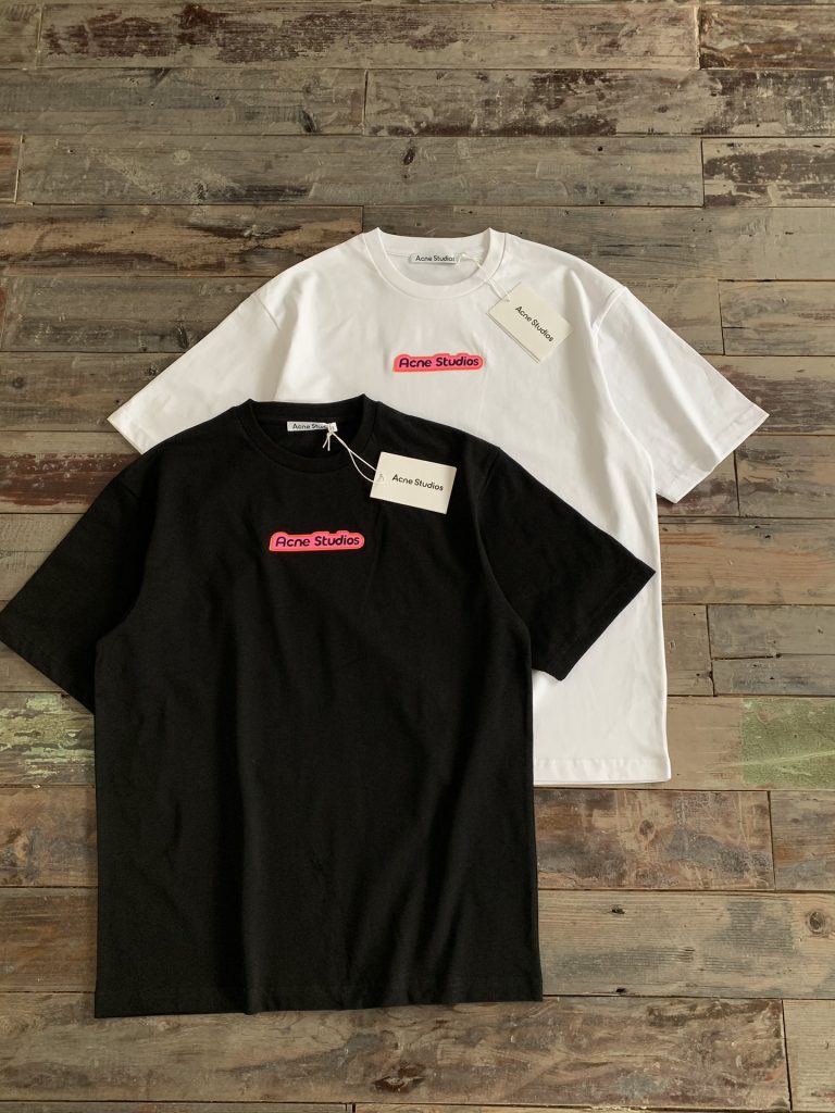 Acne Studios(アクネ ストゥディオズ)２０２４の春夏新作スーパーコピーの覆ゴムアルファベットカップル半袖Ｔシャツ