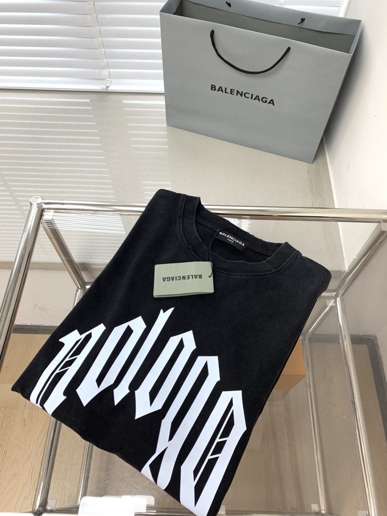 BALENCIAGA(バレンシアガ) 2024初夏 コピー 最新専門店同期流行カジュアルラウンドネック半袖Tシャツ