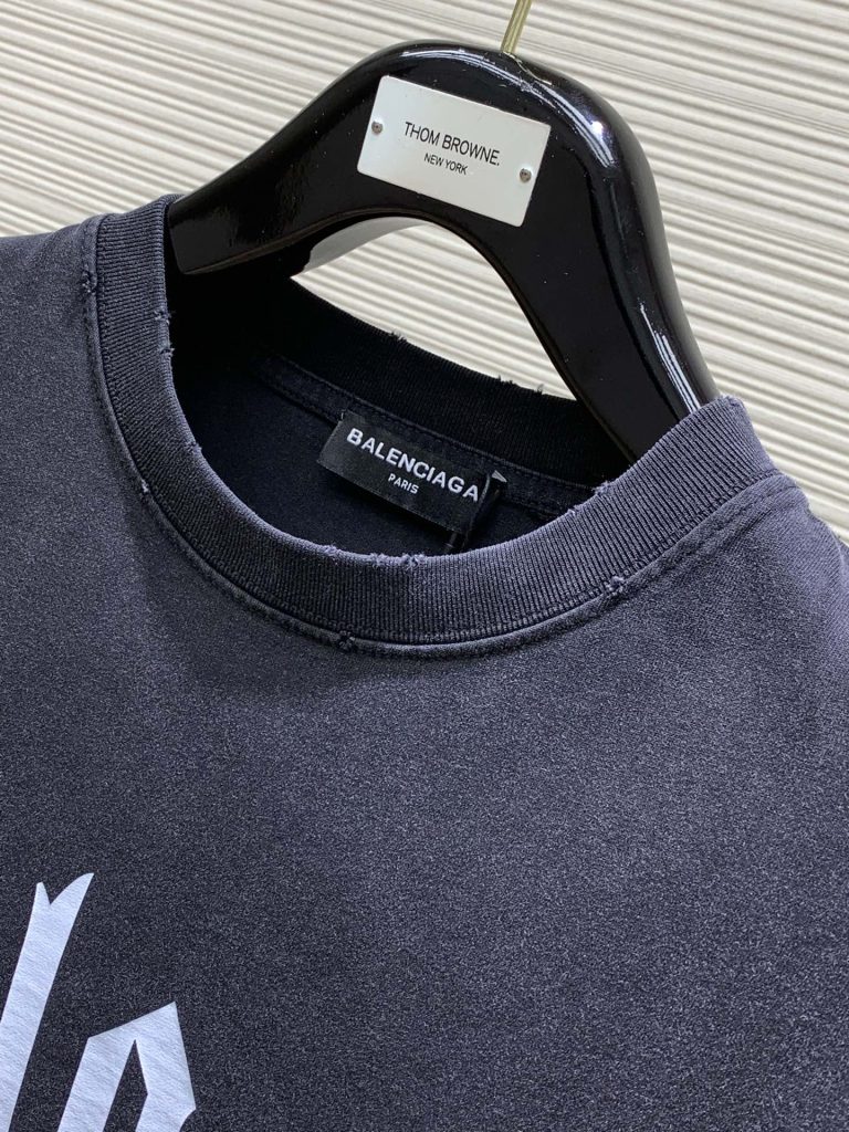 BALENCIAGA(バレンシアガ) 2024初夏 コピー 最新専門店同期流行カジュアルラウンドネック半袖Tシャツ