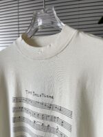 BALENCIAGA(バレンシアガ) スーパーコピー 芸能人 音符楽譜柄プリント半袖Tシャツ