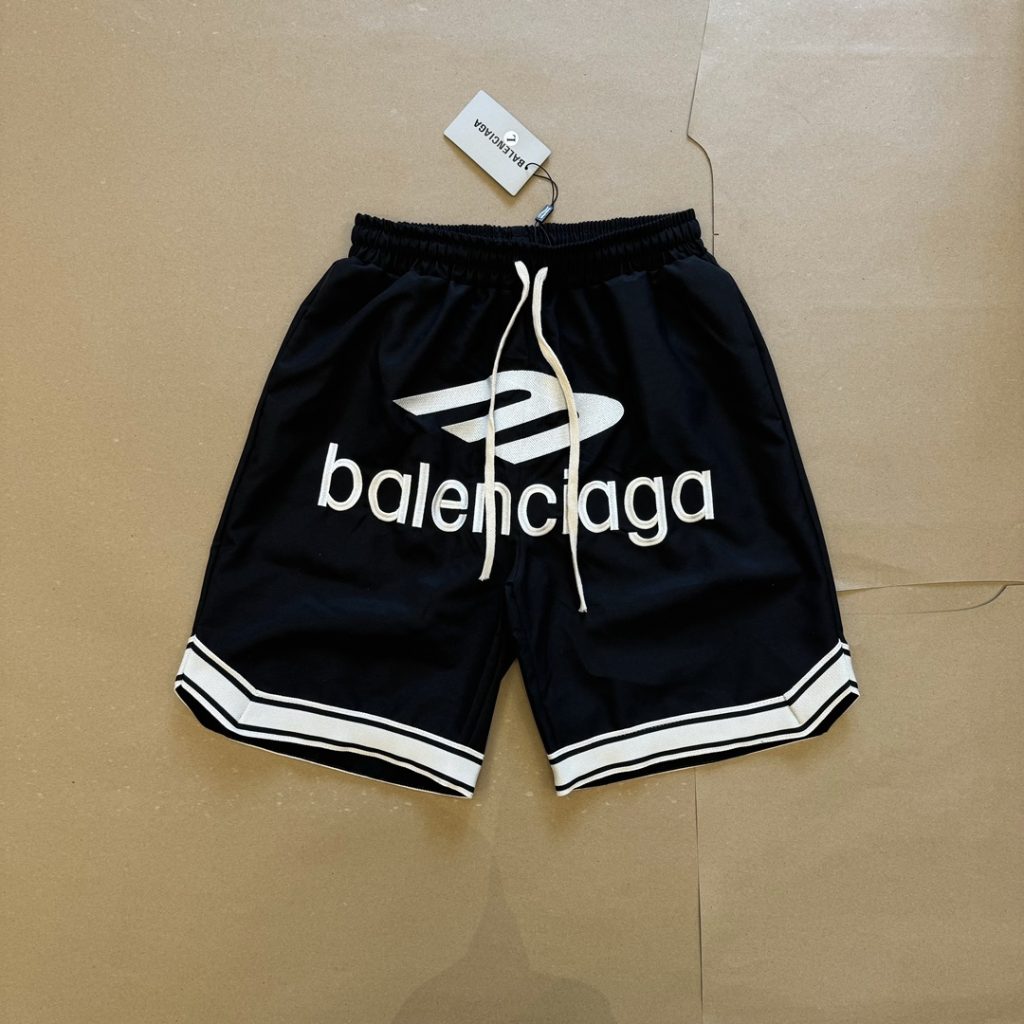 BALENCIAGA(バレンシアガ) スーパーコピー  アルファベット刺繍ビッグロゴカジュアルショートパンツ